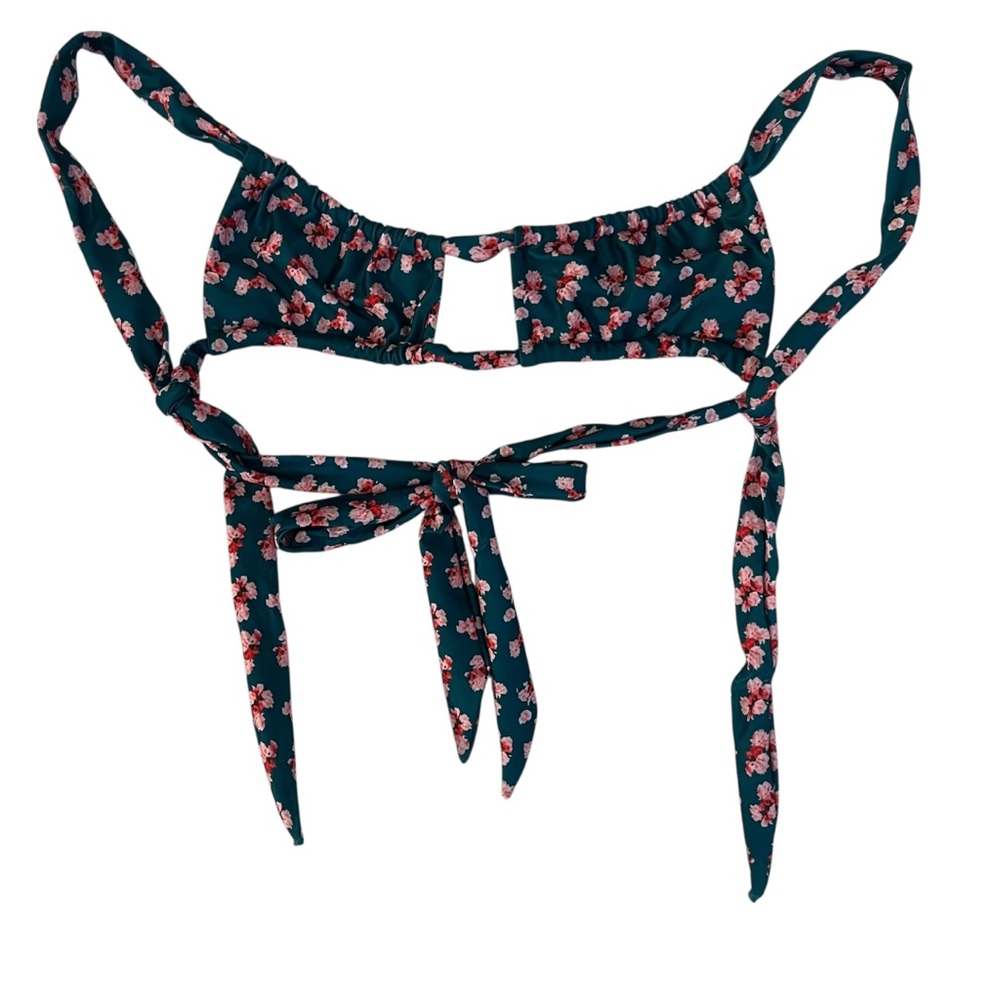 Strawberry Milk Mob Gecko Top And Bottom 2-Piece Floral Bikini — XS And S - Picture 9 of 16